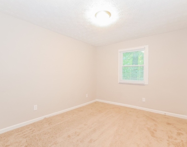 2041 Diamond Ct - Photo Thumbnail 10