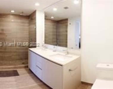 1010 Brickell Ave Unit 2304 - Photo Thumbnail 6