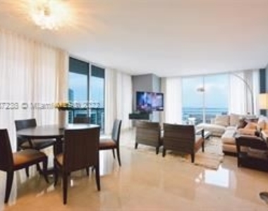 465 Brickell Ave Apt 5302 - Photo Thumbnail 3