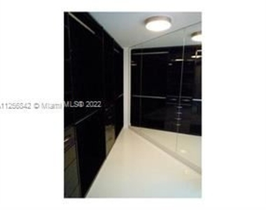 200 Biscayne Boulevard Way Apt 3301 - Photo Thumbnail 8