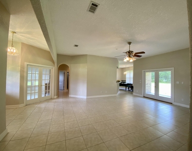 5570 Pedrick Plantation Circle - Photo Thumbnail 5