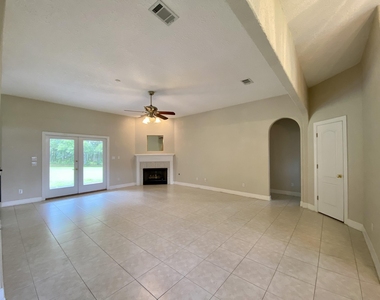 5570 Pedrick Plantation Circle - Photo Thumbnail 3