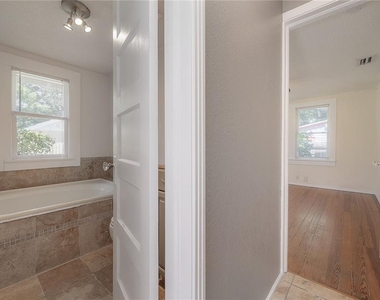 2517 Oakdale St S - Photo Thumbnail 26