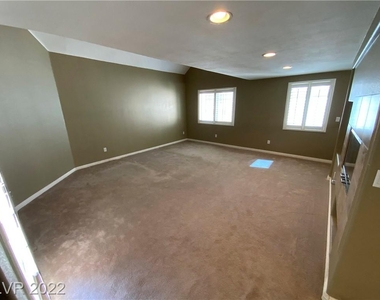 9201 Whitekirk Place - Photo Thumbnail 14