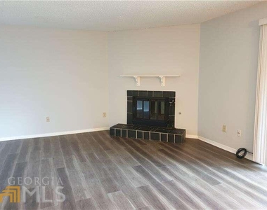 2189 Palmyra Drive - Photo Thumbnail 7