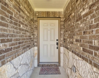 2132  Montesol Ln - Photo Thumbnail 3