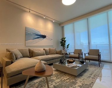 15701 Collins Ave - Photo Thumbnail 38