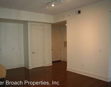 4620 Piedmont Row Dr #609 - Photo Thumbnail 3