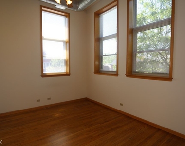 2375 W. Montana, Unit B4 - Photo Thumbnail 10