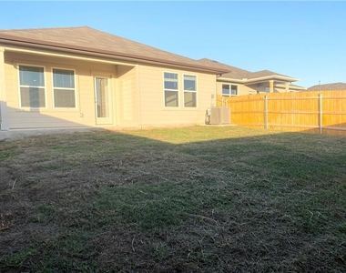 248  Apache Plum Dr - Photo Thumbnail 23