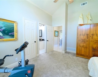 922 Emerald Boulevard - Photo Thumbnail 25