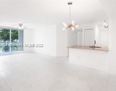 655 Sw 111th Way - Photo Thumbnail 0