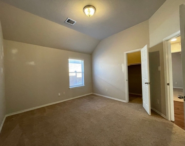 11508 Shadow Creek Dr - Photo Thumbnail 25