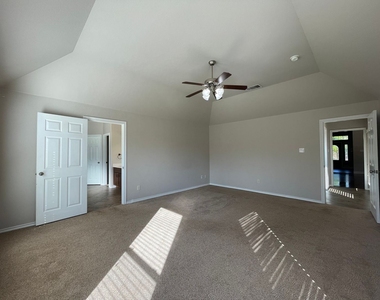 11508 Shadow Creek Dr - Photo Thumbnail 14