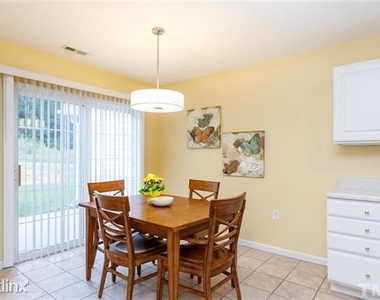 11331 Clubhaven Pl Apt 100 - Photo Thumbnail 4