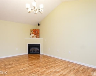 11331 Clubhaven Pl Apt 100 - Photo Thumbnail 0