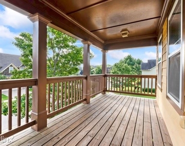 1222r Heartwood Avenue - Photo Thumbnail 17