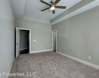 205 Porter Village Cir. - Photo Thumbnail 15