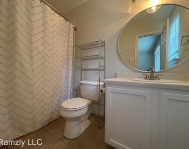 3808 Sojourner Street - Photo Thumbnail 11