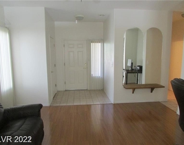 1825 Mountain Ranch Avenue - Photo Thumbnail 6