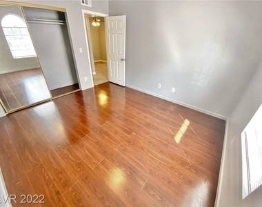 2971 Juniper Hills Boulevard - Photo Thumbnail 9