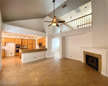 7628 Spruce Run Court - Photo Thumbnail 9