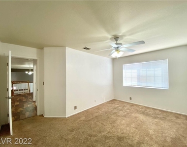 7628 Spruce Run Court - Photo Thumbnail 31