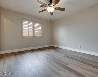 1605 English Oak Street - Photo Thumbnail 80