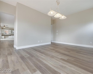 1605 English Oak Street - Photo Thumbnail 32