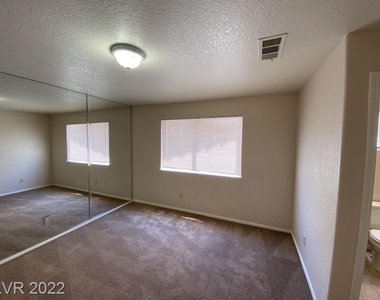 6108 Hillside Bloom Court - Photo Thumbnail 13