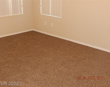 2624 Cinnamon Cactus Court - Photo Thumbnail 17