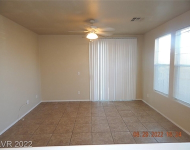 2624 Cinnamon Cactus Court - Photo Thumbnail 5