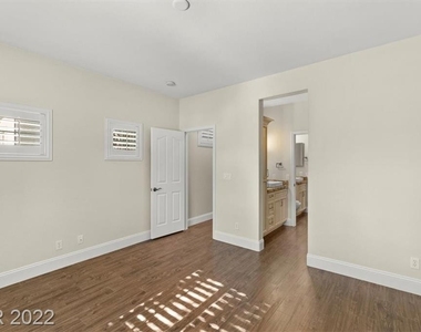 10520 Narra Place - Photo Thumbnail 26