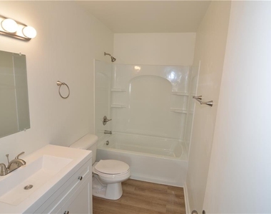 4661 S Cape Henry Avenue - Photo Thumbnail 9