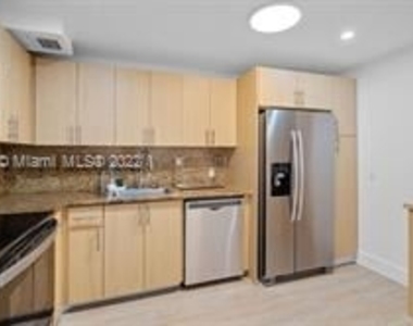 100 Bayview Dr Apt 1024 - Photo Thumbnail 3