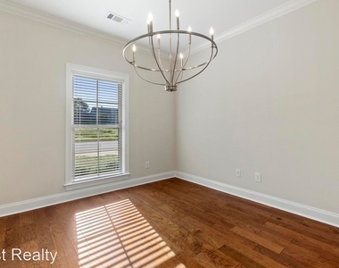 1642 Academy Drive, Unit 1109 - Photo Thumbnail 5