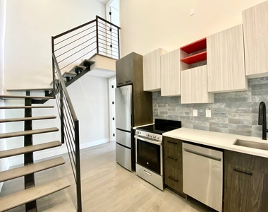 334 Evergreen Avenue - Photo Thumbnail 13