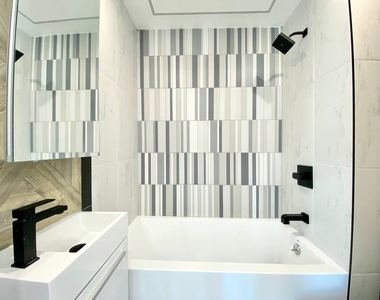 334 Evergreen Avenue - Photo Thumbnail 12