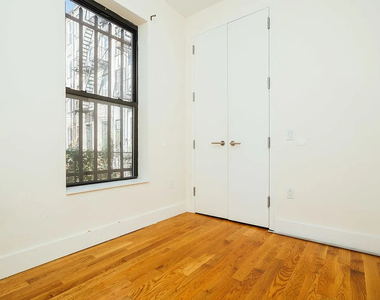 1100 Dekalb Avenue - Photo Thumbnail 3