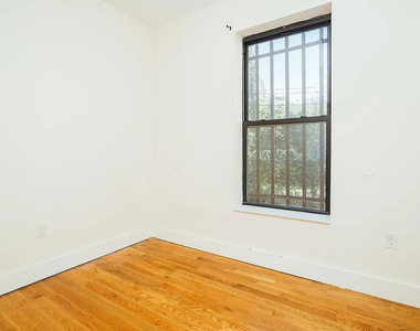 1100 Dekalb Avenue - Photo Thumbnail 2