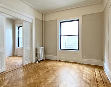 3 Bedroom Upper West Side Apartment Great for Shares - Laundry in Building, Elevator Available November 10 2022 - Photo Thumbnail 0