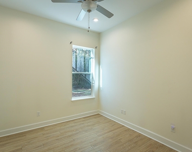 2176 Se Capital - Photo Thumbnail 7