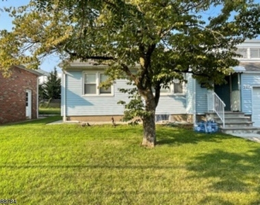 327 Mansfield Ave - Photo Thumbnail 2