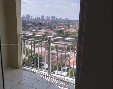 3500 Coral Way - Photo Thumbnail 3