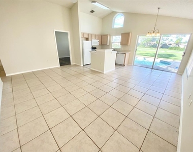 2420 Saint Augustine Boulevard - Photo Thumbnail 2