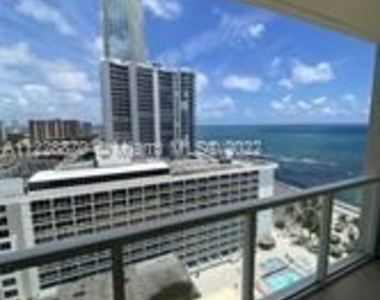 16699 Collins Ave Apt 1706 - Photo Thumbnail 10