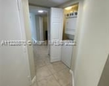 16699 Collins Ave Apt 1706 - Photo Thumbnail 3