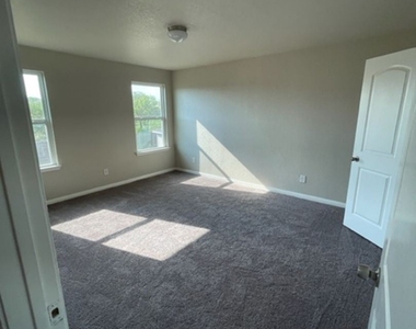 2815 Presley Meadow - Photo Thumbnail 11