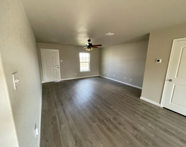 2815 Presley Meadow - Photo Thumbnail 4