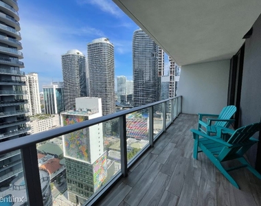 1010 Brickell Avenue 2709 - Photo Thumbnail 7